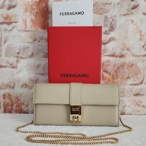 New Ferragamo Hug Leather Wallet on Chain
